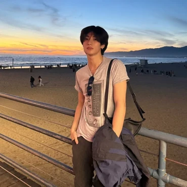 Ada yang Terlahir dari Keluarga Konglo, Ini 7 Potret Idol K-Pop Dijuluki 'Nepo Baby'