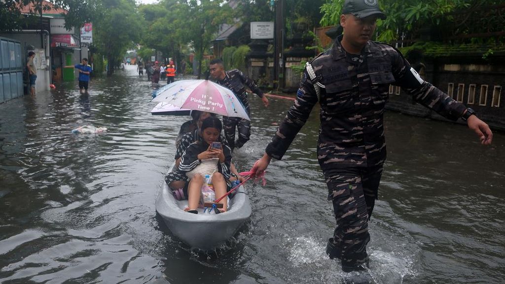 Ada Bibit Siklon 90S, Bali Waspada Hujan Lebat Sepekan ke Depan