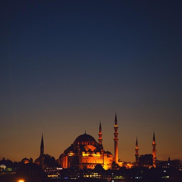 Mengenal 5 Ciri-Ciri Malam Lailatul Qadar yang Istimewa saat Bulan Ramadan