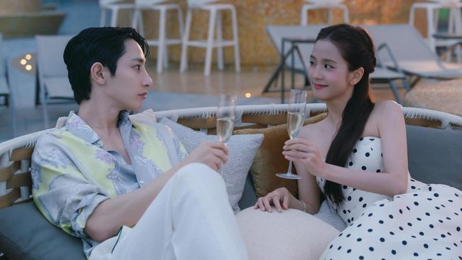 7 Potret Chemistry Jisoo BLACKPINK saat Kencan dengan Aktor Tampan di Drakor Bikin Iri
