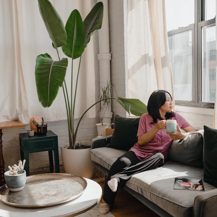 cara ikhlas dengan fakta kalau tidak semua orang akan suka padamu adalah mengingat kalau kamu pun melakukan hal yang sama