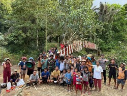 Iptu Arsinilus Inisiasi Jembatan di Lesem NTT agar Siswa Tak Terjang Sungai