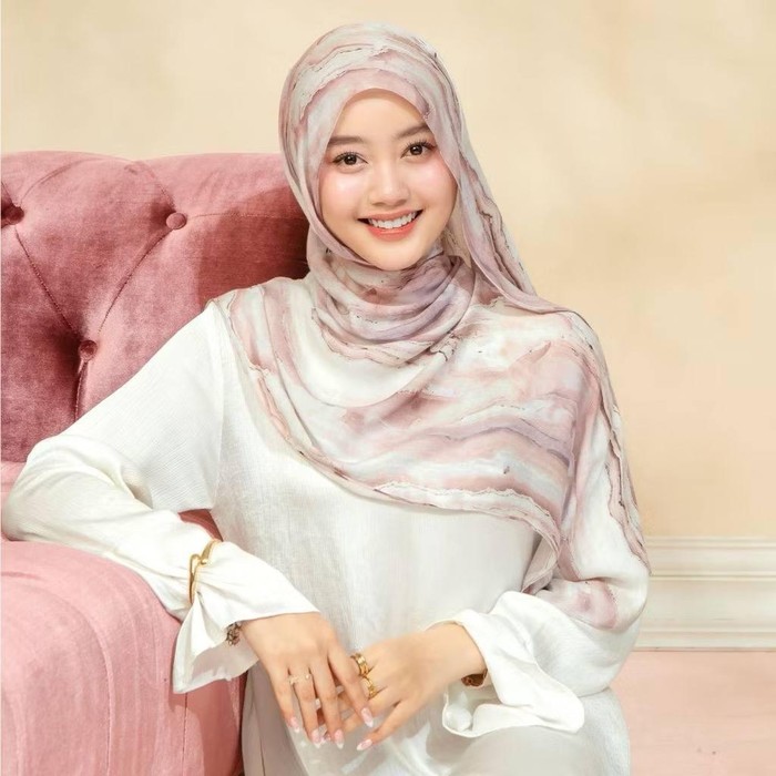 Lozy Hijab - Viscose Printed Modal Pashmina/ Foto: Lozy Hijab Official