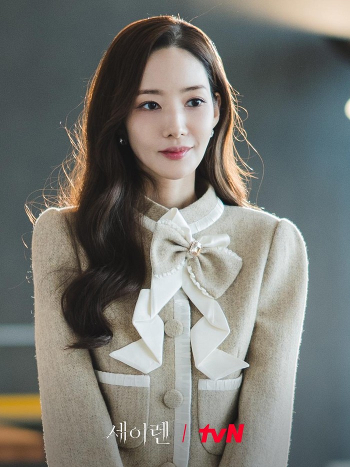 Kamu bisa menyaksikan aksi Park Min Young sebagai Han Seol Ah di Siren's Kiss melalui platform Prime Video yang tayang sejak Senin, (2/3/2026), Beauties!/ Foto: tvN
