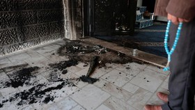 FOTO: Pemukim Israel Bakar Masjid di Tepi Barat saat Ramadan