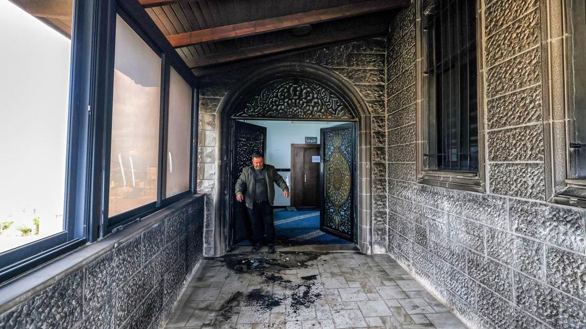 Umat Muslim dan Masjid di AS-Eropa jadi Target Serangan saat Ramadan