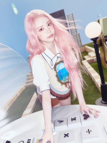 10 Transformasi Gaya Carmen Selama Satu Tahun Debut Bersama Hearts2Hearts