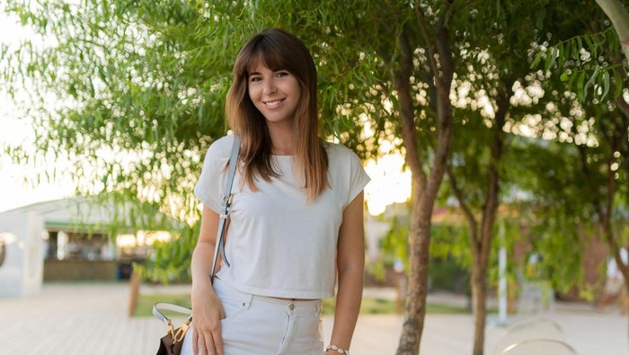 3 Ciri Kepribadian Orang yang Nggak Malu Pakai Baju Itu-itu Saja