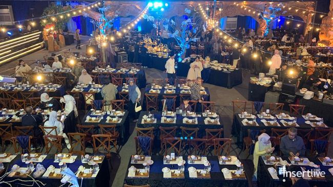 Menikmati Momen Buka Puasa Sambil Berefleksi di Ruang Imersif