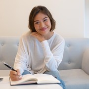 3 Zodiak yang Paling Berbakat Menjadi Penulis Hebat