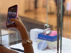 Alba Gandeng Arkiv, Luncurkan Jam Tangan Domma Edisi Terbatas Bertema Laut