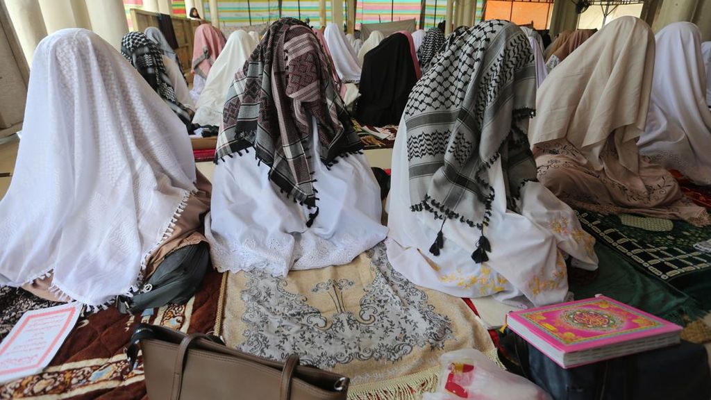 FOTO: Larut dalam Zikir, Perjalanan Spiritual Jemaah Suluk di Aceh