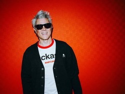 Johnny Knoxville Pastikan 'Jackass 5' Film Terakhir, Siap Pensiun dan Jadi Ayah Baik