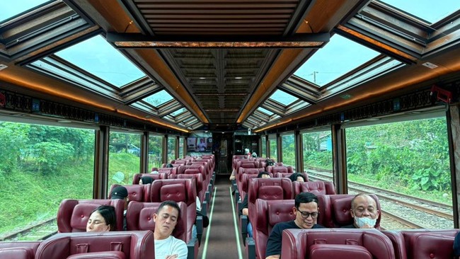 PT Kereta Api Pariwisata (KAI Wisata) bakal membuka perjalanan Kereta Panoramic rute Jakarta-Yogyakarta hingga Solo pulang pergi selama periode Lebaran.