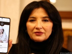 Menteri Virtual Pertama di Dunia Diadili di Albania