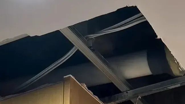 Plafon Bocor, 7 Penampakan Dapur Putri Titian Semua Alat Masak Dibungkus Plastik