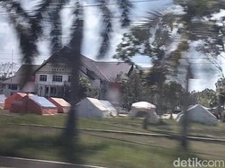 Masih Ada Pengungsi di Tenda, Menteri PU: Semuanya Akan Tempati Huntara