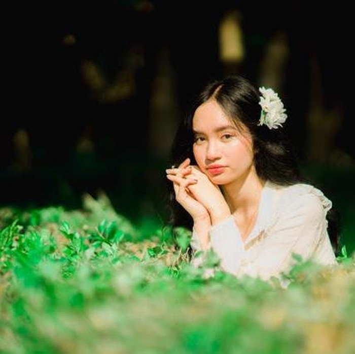 Virgo yang analitis dan penuh pertimbangan juga termasuk zodiak yang bisa diandalkan. Mereka tidak suka hal yang berantakan, termasuk drama akibat rahasia yang bocor.