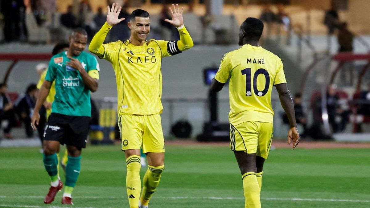 FOTO: Ronaldo Cetak Gol Ke-965 dan Assist, Al Nassr Menang 5-0