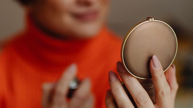 Cantik Seharian, Begini Cara Agar Cushion Tahan Lama