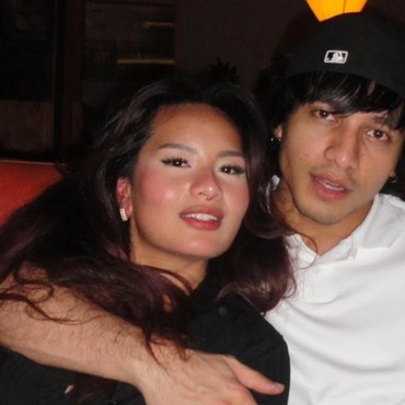 Jefri Nichol Peluk-Jadikan Foto Zahwa Massaid Wallpaper HP, Jadian?