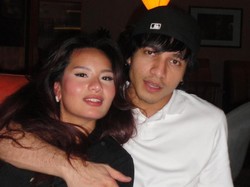 Jefri Nichol Peluk-Jadikan Foto Zahwa Massaid Wallpaper HP, Jadian?