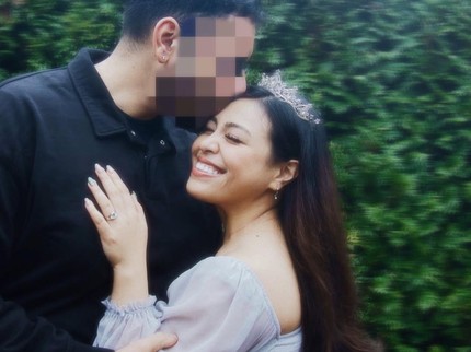 Kamasean Idol Dilamar, Wajah Kekasihnya Masih Dirahasiakan