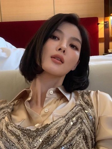 Bikin Pangling! Intip 5 Potret Cantik Kim Yoo Jung dengan Rambut Bob