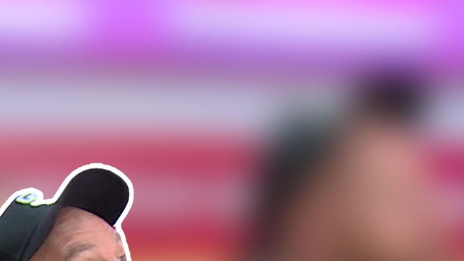 Video: Hebohnya Perayaan Ultah Melaney Ricardo ke-45 Bareng Ojol