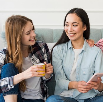 Mengenal Stammtisch, Tradisi Nongkrong Rutin ala Jerman yang Bikin Persahabatan Awet