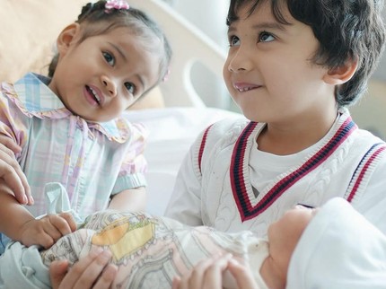 Fenny Bauty Bersyukur ASI Zaskia Sungkar Lancar, Bisa Sekaligus Menyusui Baby Urwah & Humaira