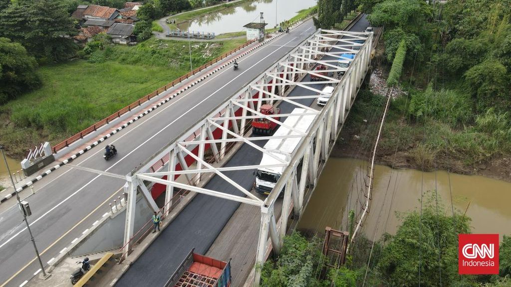 Pemerintah Kebut Perbaikan Jalan Berlubang Jalur Pantura Jelang Mudik