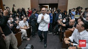 FOTO: Eks Bos PT PPN Riva Siahaan Divonis 9 Tahun Penjara