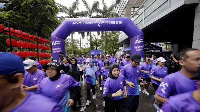 Purple Active Sunday adalah bagian kampanye regional "Train For Your Life" yang mengajak masyarakat melihat fitness sebagai fondasi gaya hidup berkelanjutan.