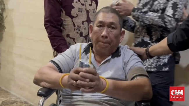 Bareskrim Polri menyebut buron bandar narkoba Koh Erwin sempat mencoba kabur dan melawan petugas saat hendak ditangkap di Tanjung Balai, Sumatera Utara.