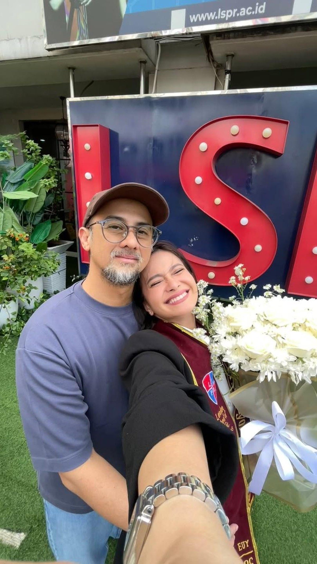 Ersa Mayori Lulus S2