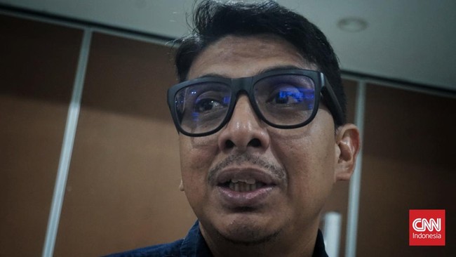 Guru Besar UGM Uceng siap debat terbuka usai ditantang Menteri HAM Natalius Pigai.