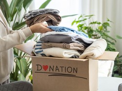 Kenapa Sumbangan Baju Bekas di Lokasi Bencana Rentan Jadi Sampah Fashion?