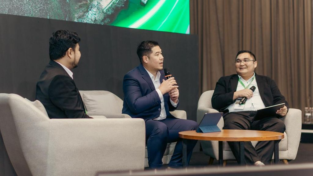 Schneider Electric Andalkan AI Buat Tekan Downtime Data Center