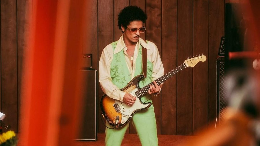 Lirik Lagu Risk It All - Bruno Mars