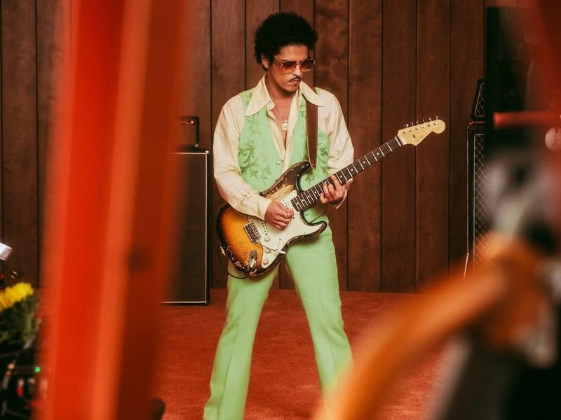 Lirik Lagu Risk It All - Bruno Mars