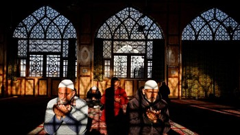 NYALANG: Wajah Dunia dalam Sebuah Bingkai