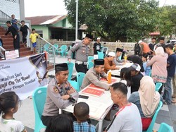 Bukan Tilang, Pelanggar Lalu Lintas di Bulukumba Disanksi Baca Al-Quran