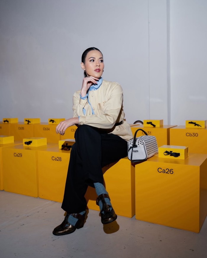 Raisa hadiri peragaan busana Onitsuka Tiger Autumn/Winter 2026