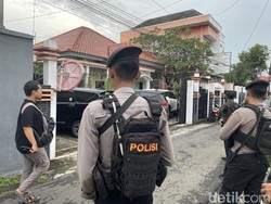 KPK Geledah Rumah Riyoso Mantan Pj Sekda Pati