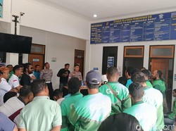 Sopir Angkutan Bandara Komodo Sweeping Driver Ojol, Kunci Motor Dirampas