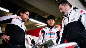 Update Eksklusif Olahraga CNN : Kata-kataVeda Ega Jelang Debut di Moto3 Thailand