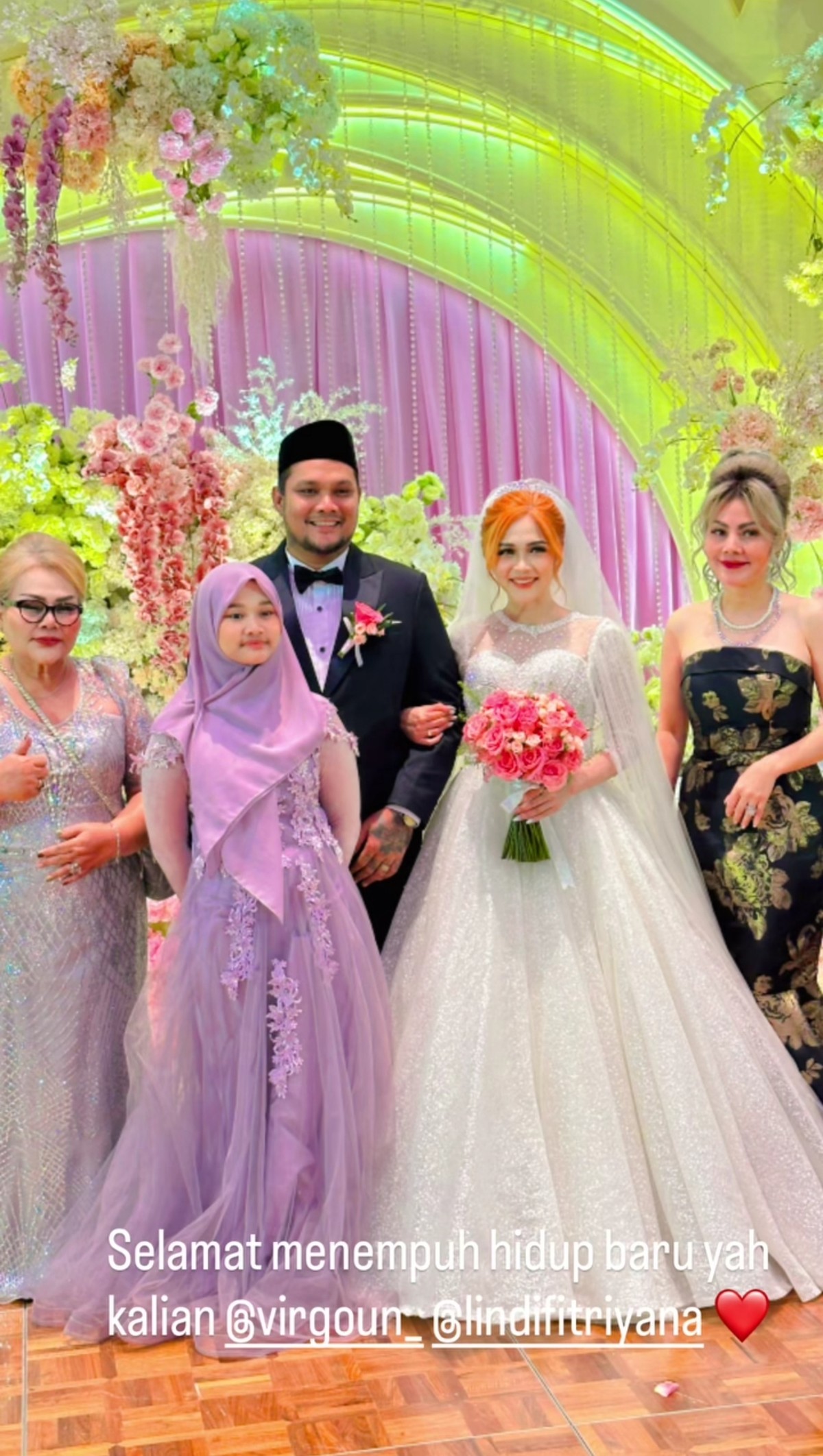 Virgoun menikah dengan Lindi Fitriyana&period;