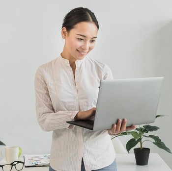 5 Karakter Positif Introvert yang Bikin Mereka Ahli Memimpin, Kamu Termasuk?