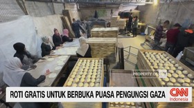 VIDEO: Roti Gratis Untuk Berbuka Puasa Pengungsi Gaza